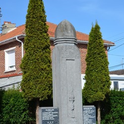 Monument des Fusillés (rue Adulphe Delegorgue)